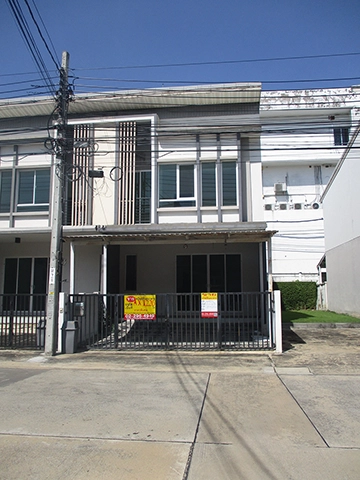 ทาวน์เฮาส์  ปากเกร็ด นนทบุรี
