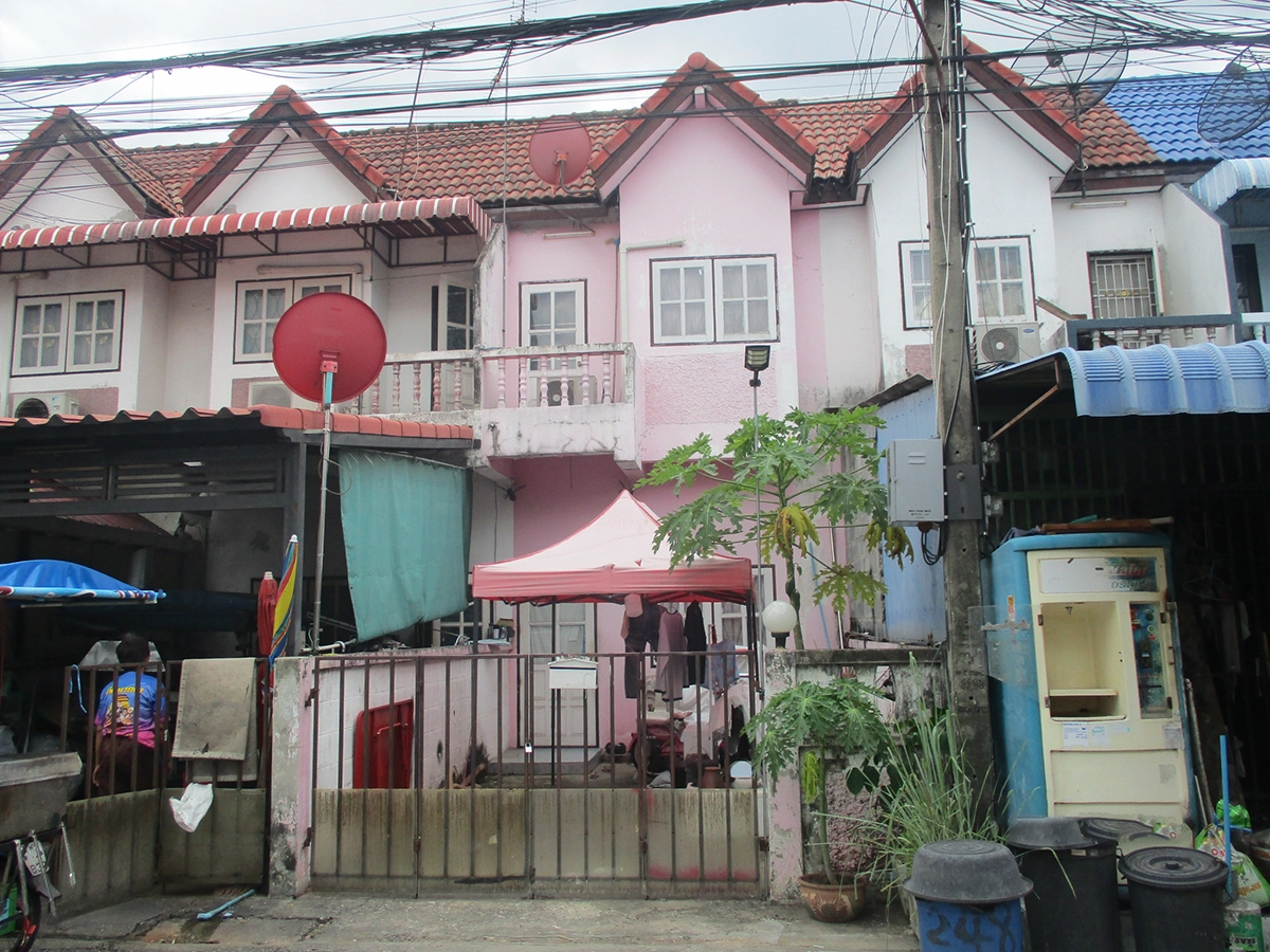 ทาวน์เฮาส์ บางชัน · มีนบุรี · กรุงเทพมหานคร