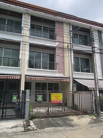 ทาวน์เฮาส์  วังทองหลาง กรุงเทพมหานคร
